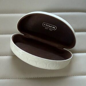 Vintage Coach Brown White Sunglasses Case Glassrs Holder Snaps Close
